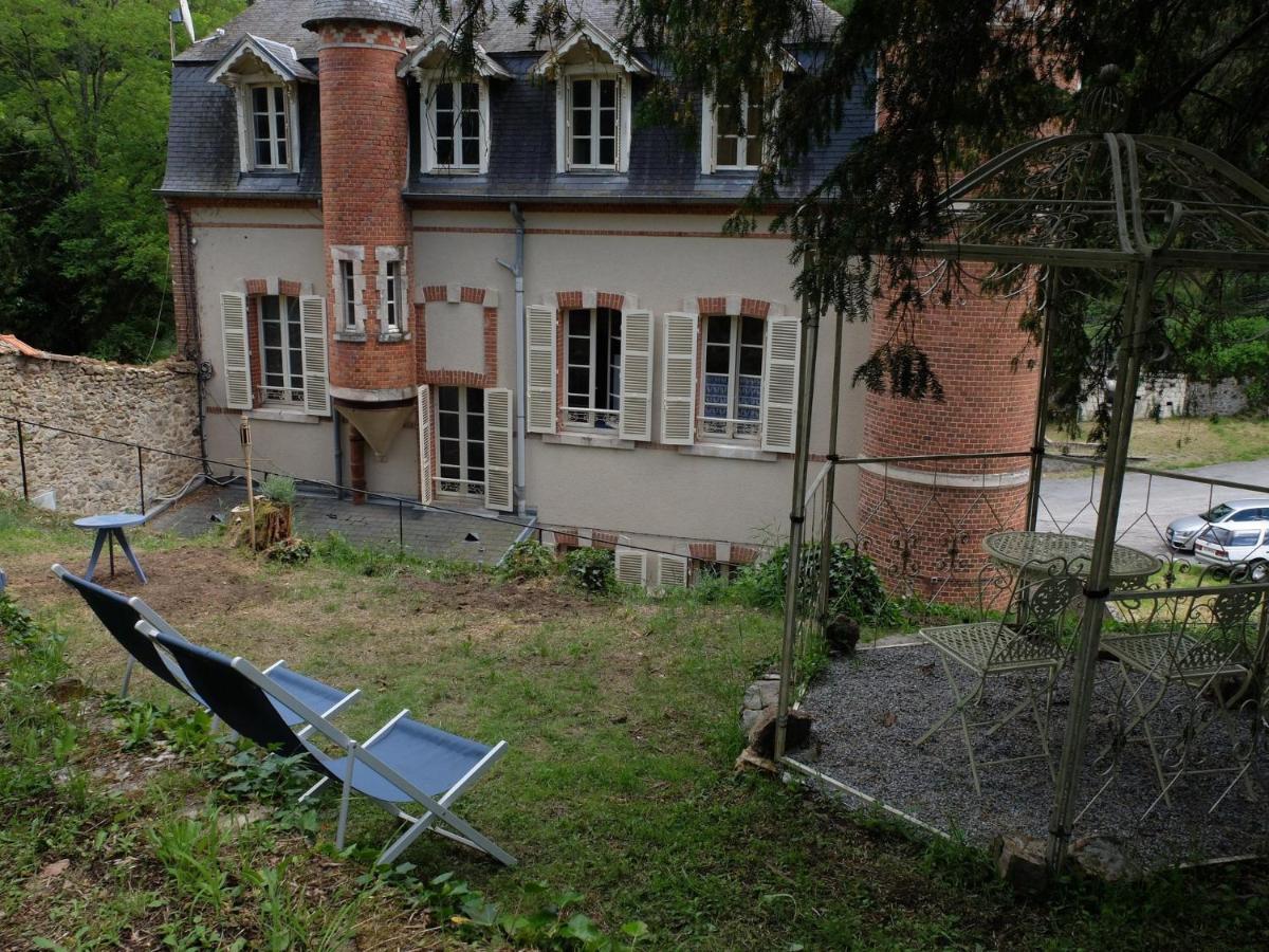 مبيت وإفطار Évaux-les-Bains Le Petit Manoir المظهر الخارجي الصورة